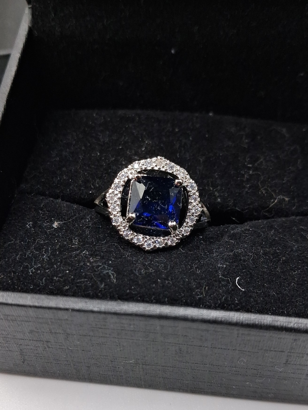 Elegant Navy Blue Halo Cocktail Ring - Women Jewelry Adjustable Band R918